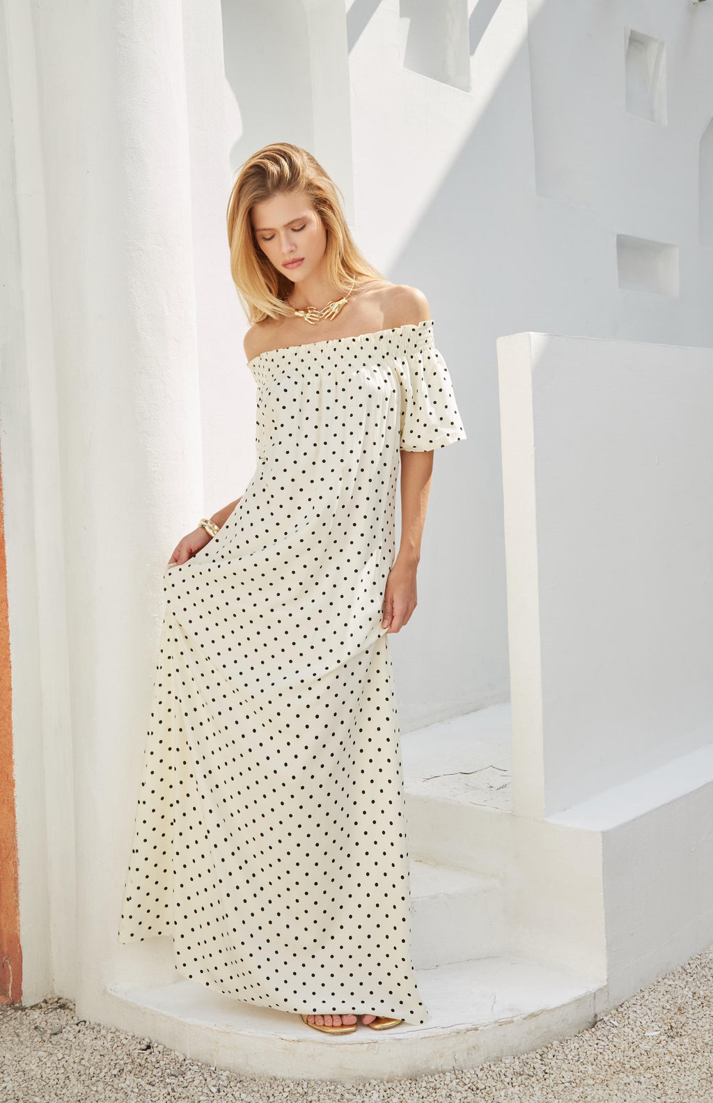 Vestido ombro a ombro poás OFF