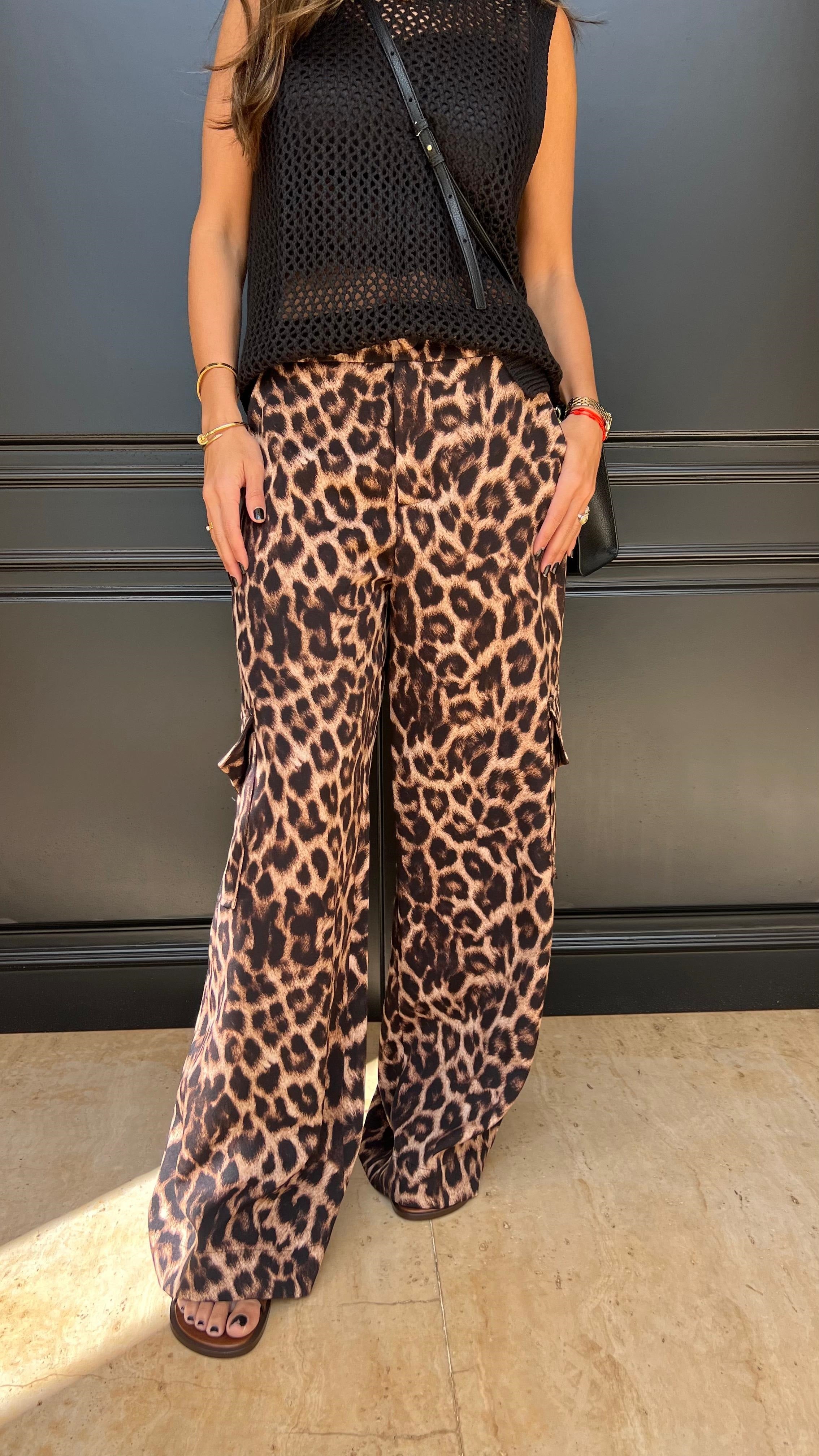 Calça Cargo Onçinha