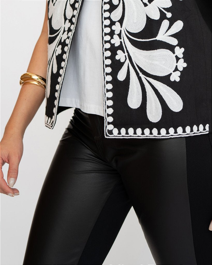 Calça Lisa Malha Preta