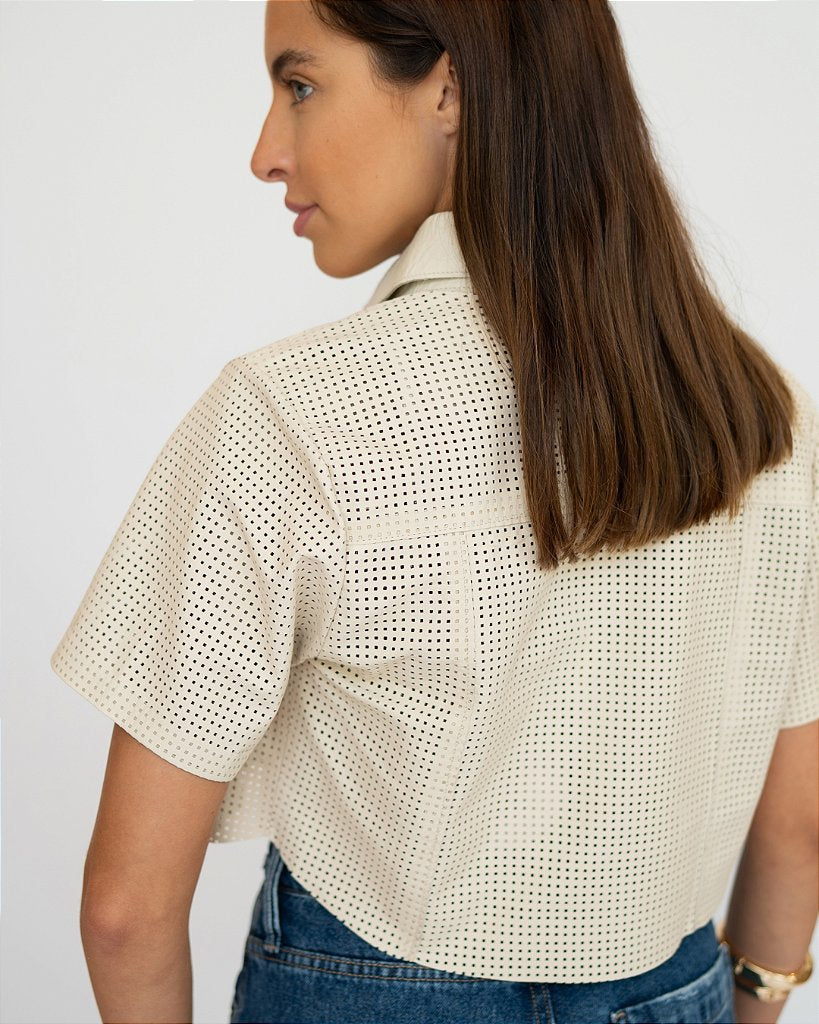 Camisa Cropped Furadinha Creme